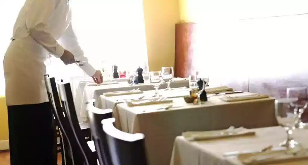 GESTIÓN SOSTENIBLE EN EL SERVICIO DE RESTAURANTE-BAR: APLICADO ALA ECONOMIA CIRCULAR